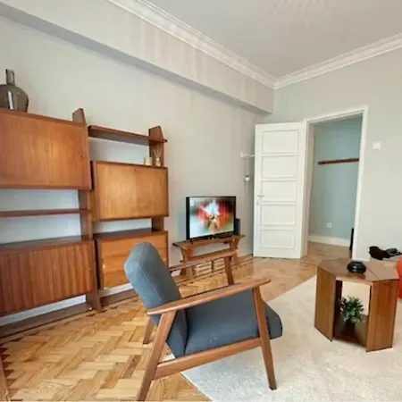 Valmor Avenue Vintage Chiq By Homeful Apartman *